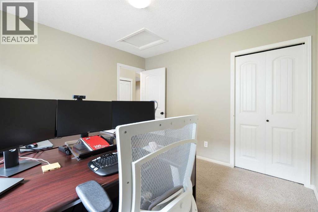 57 Thornfield Close Southeast - Photo 26
