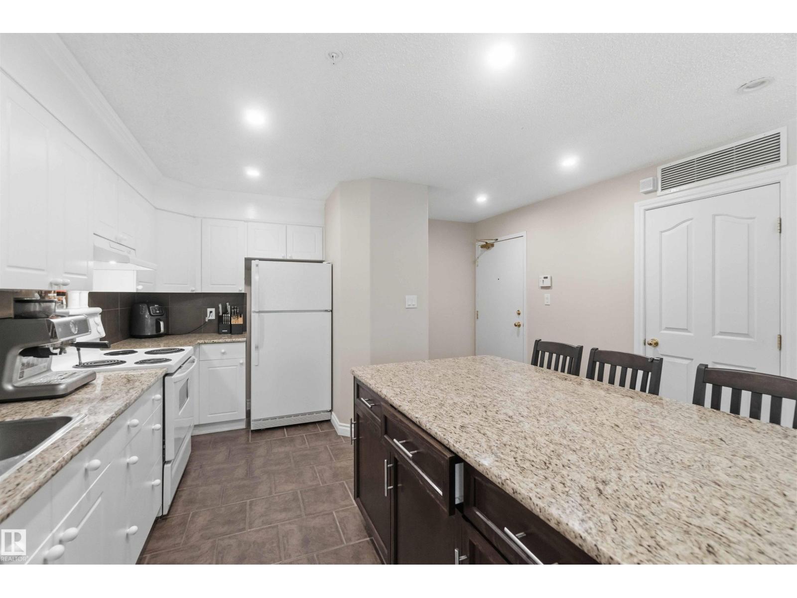 104 10221 111 Street NW - Photo 16