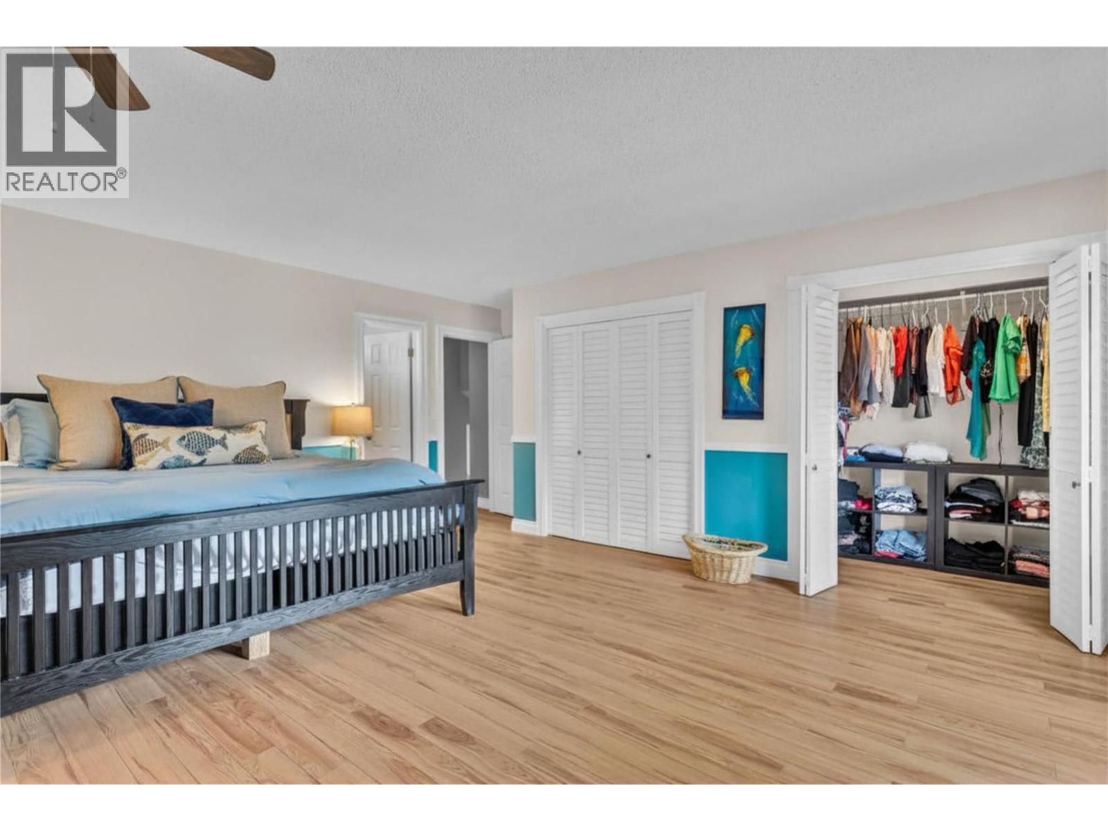 863 Hammer Avenue, Kelowna