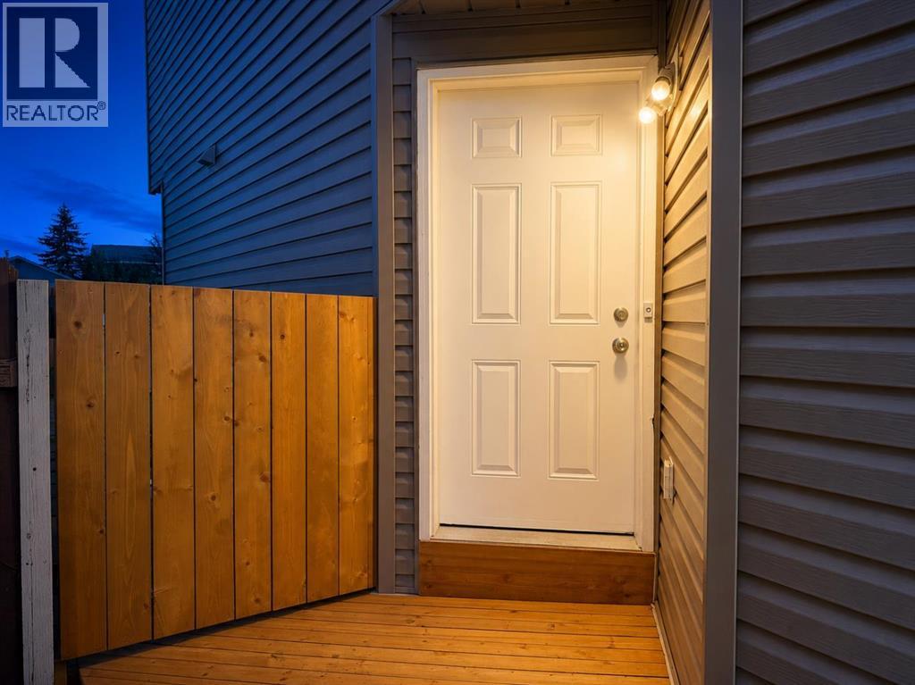 33 Martindale Court Northeast