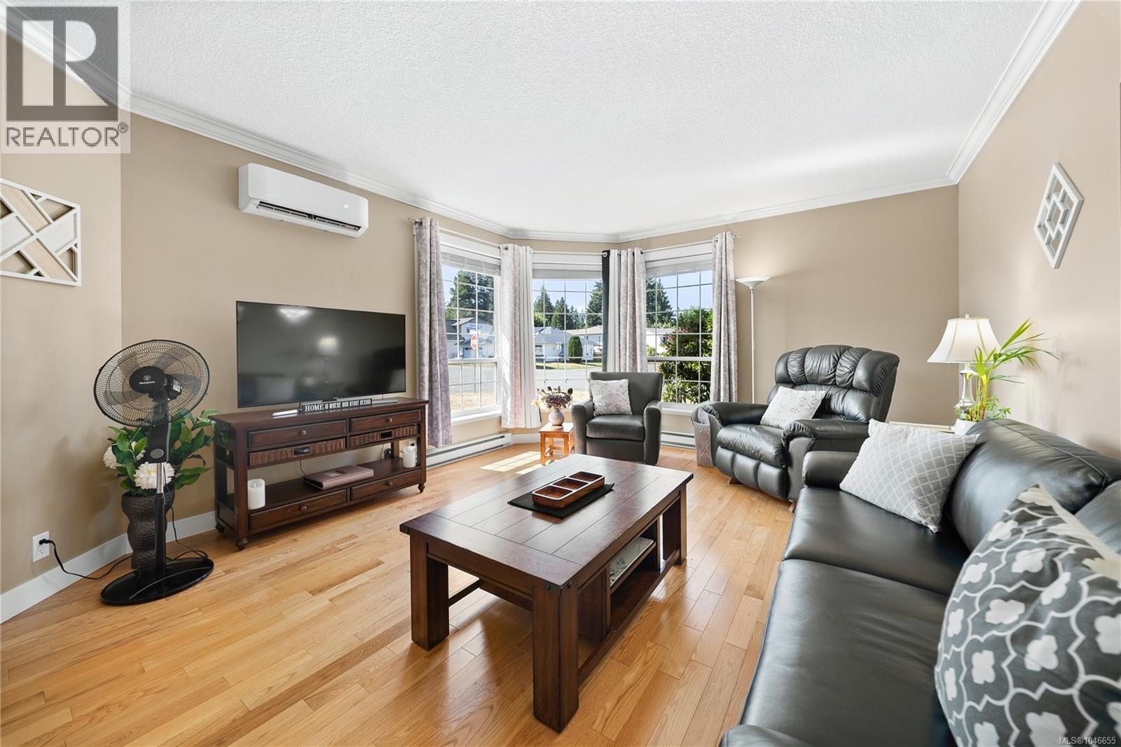 6025 Tweedsmuir Cres - Image 13