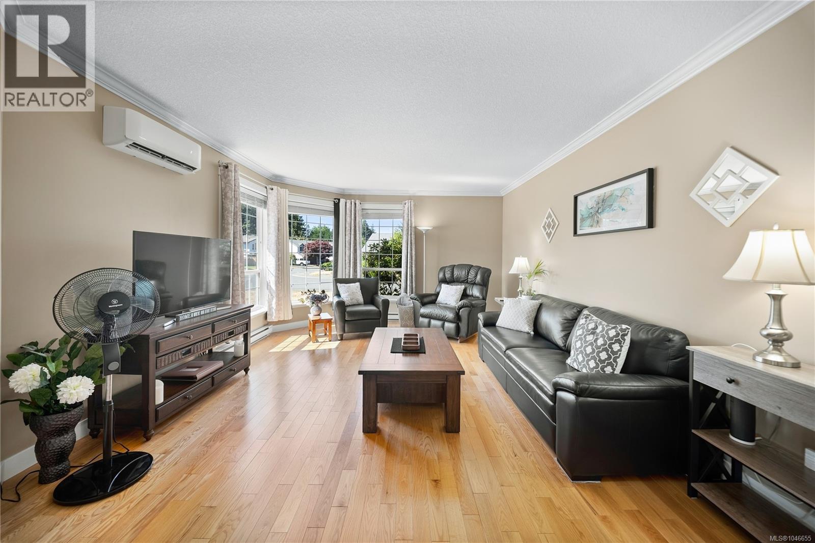 6025 Tweedsmuir Cres - 2
