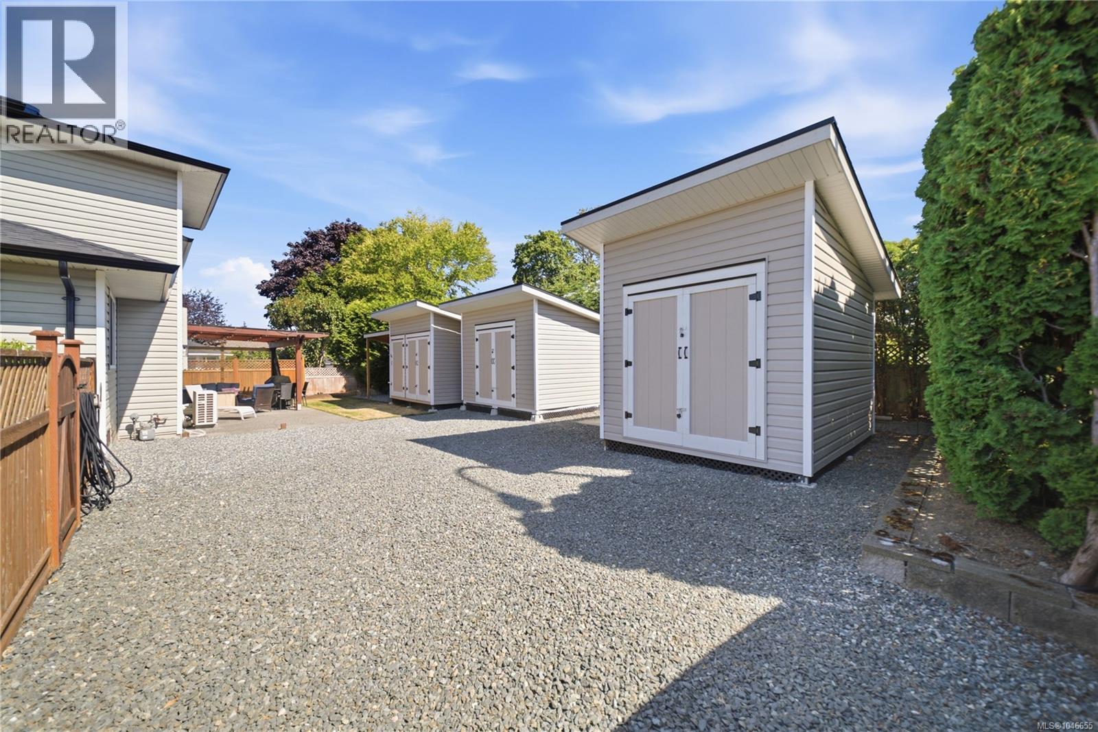 6025 Tweedsmuir Cres - 44