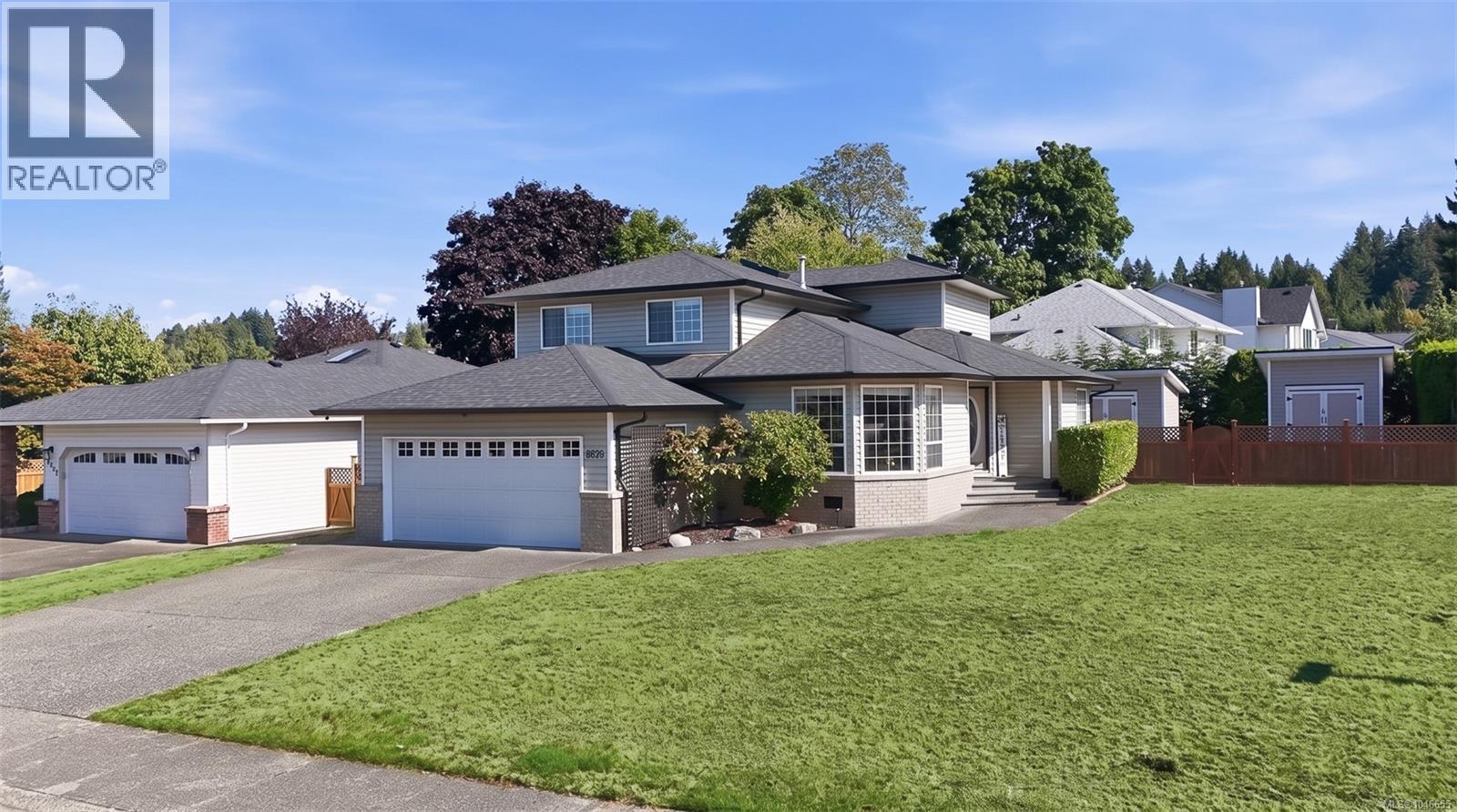 6025 Tweedsmuir Cres - Image 50