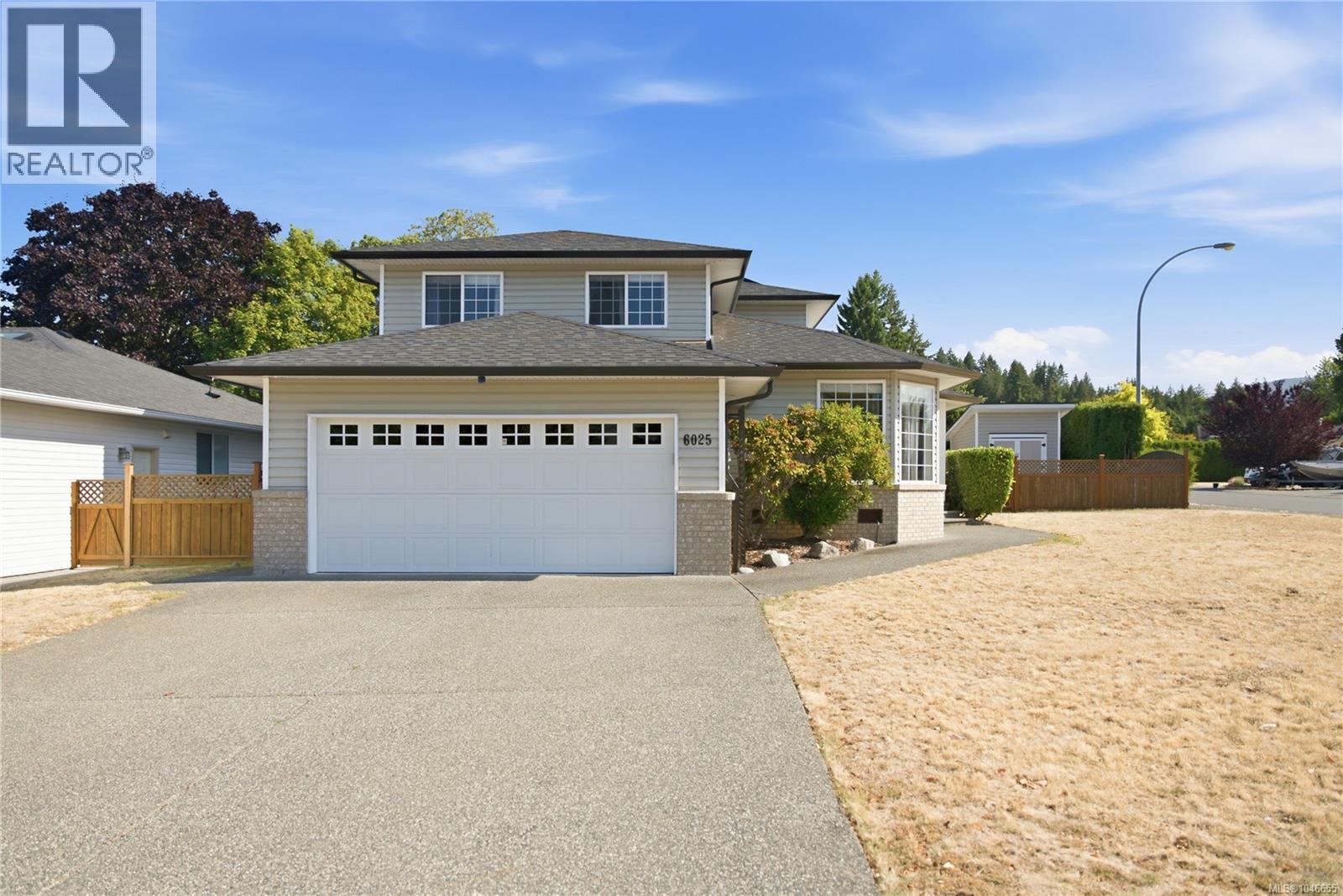 6025 Tweedsmuir Cres - Image 55