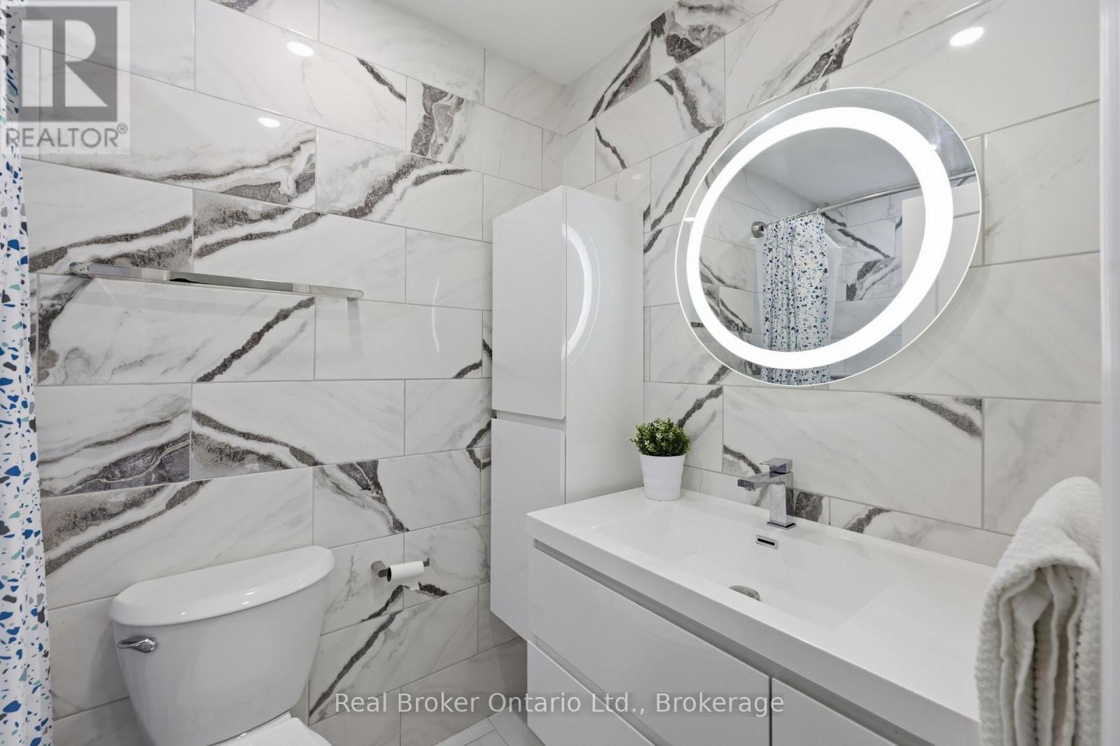 83 COMMERCIAL STREET - Image 31