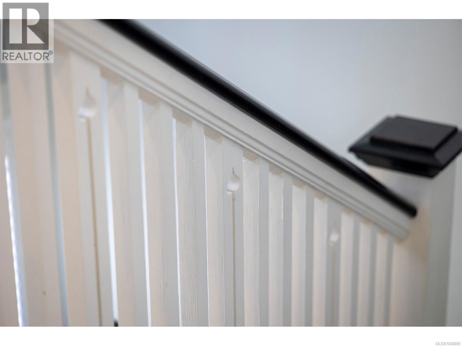  1391 Victoria Avenue, Oak Bay