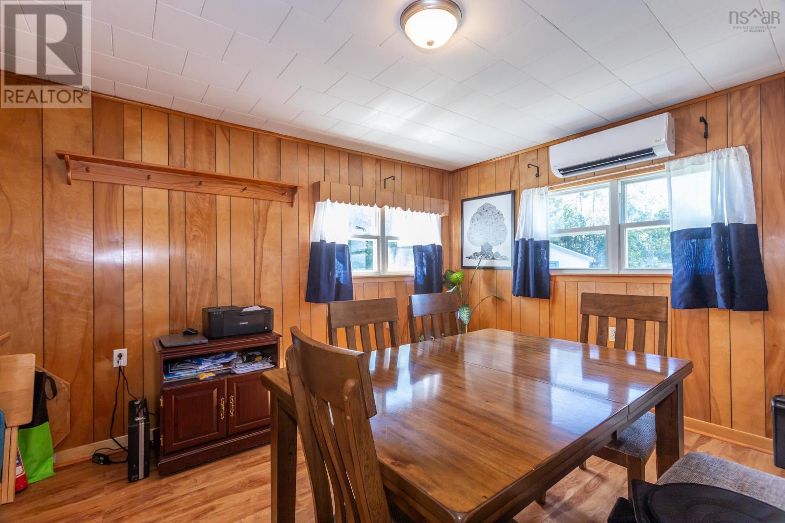 2252 Highway 1 - 20