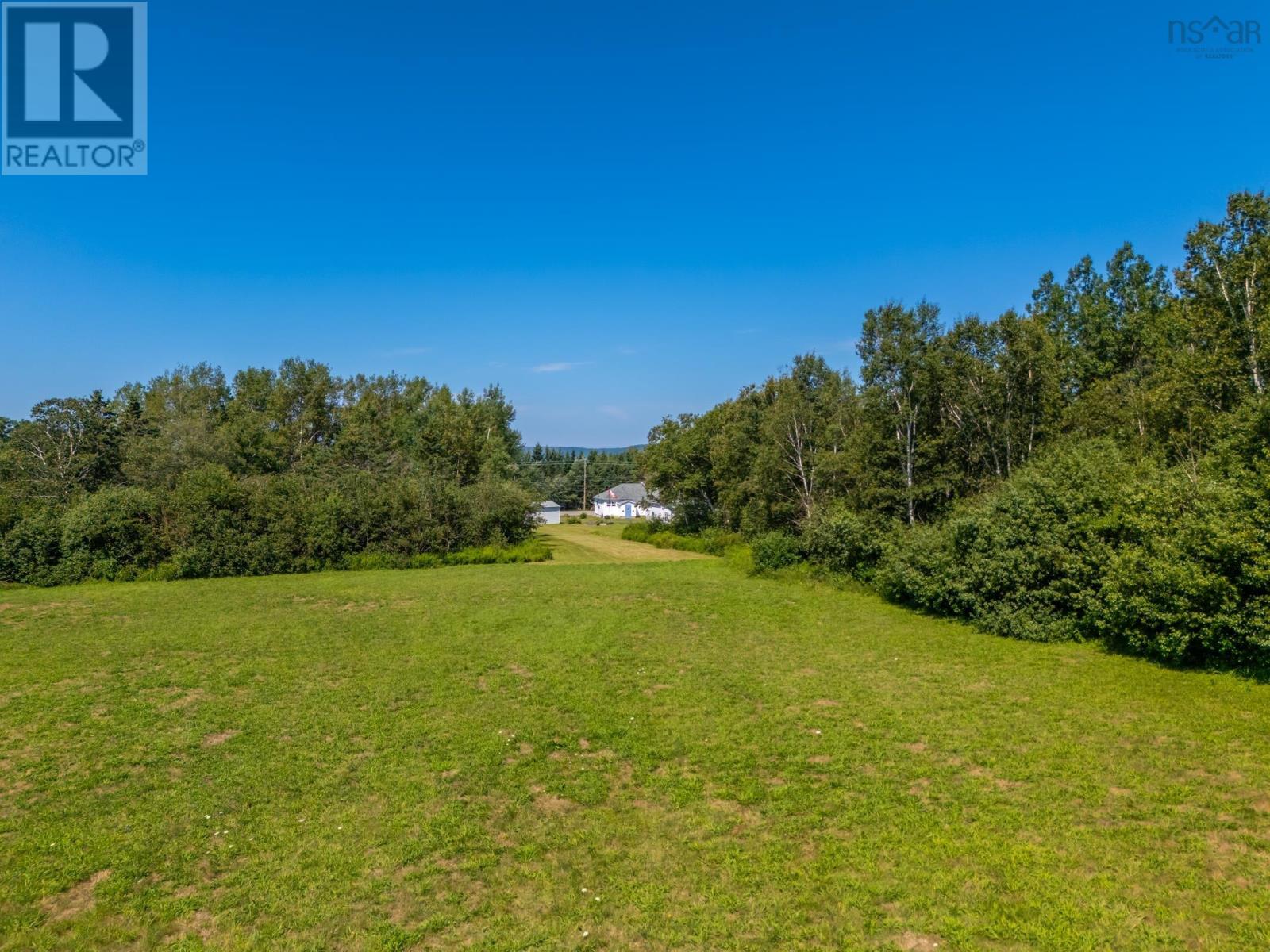 Property 45 of 48 of 2252 Highway 1