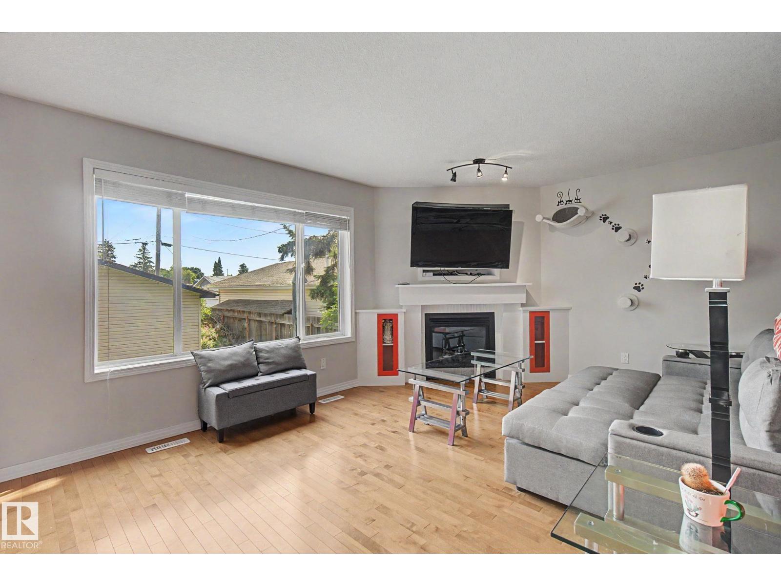 9935 155 Street NW - Photo 13
