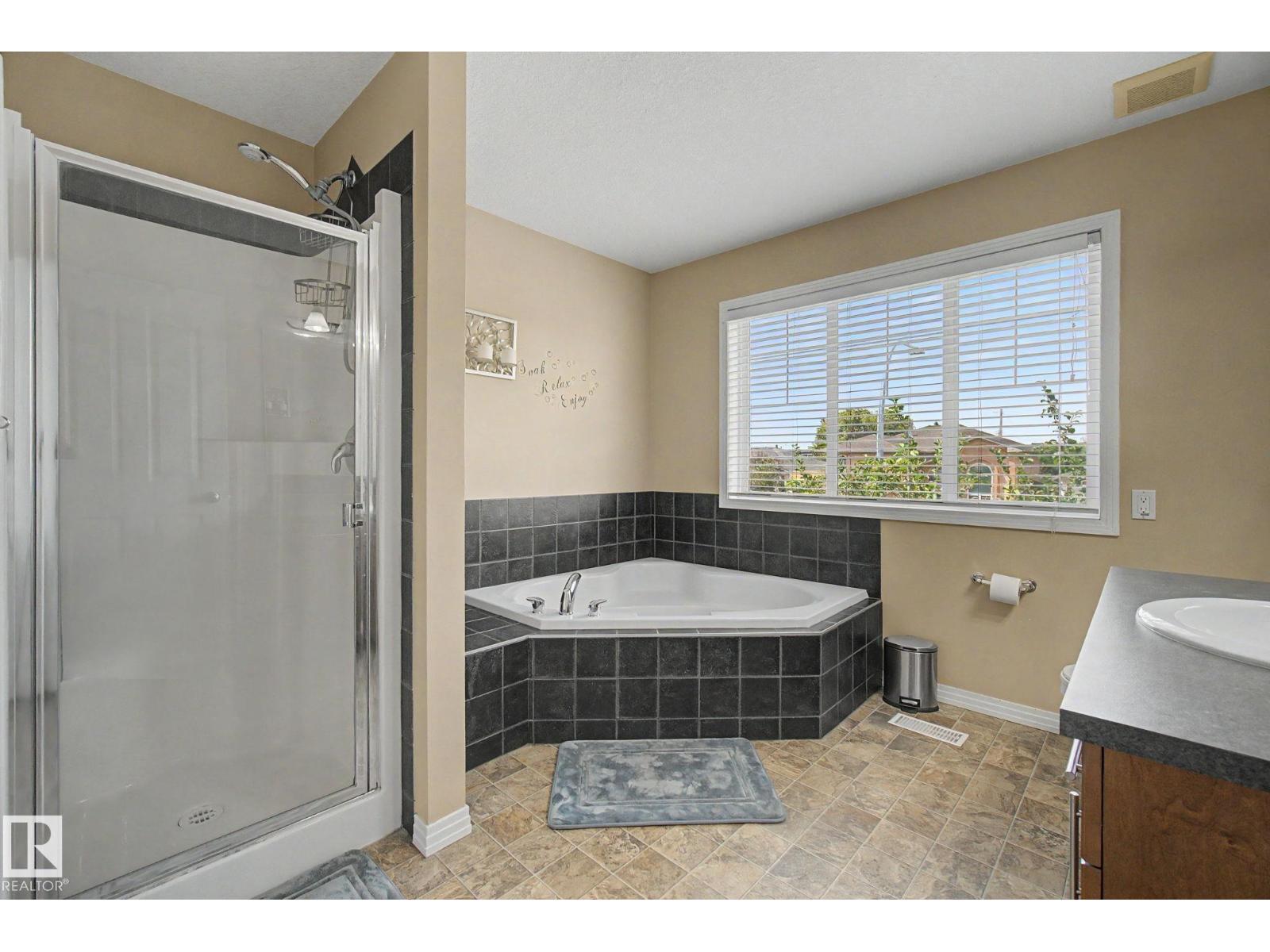 9935 155 Street NW - Photo 23