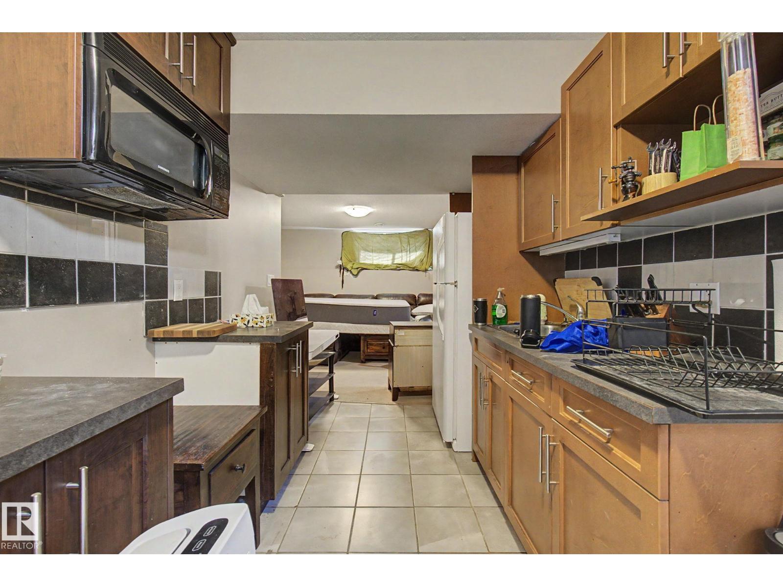 9935 155 Street NW - Photo 33