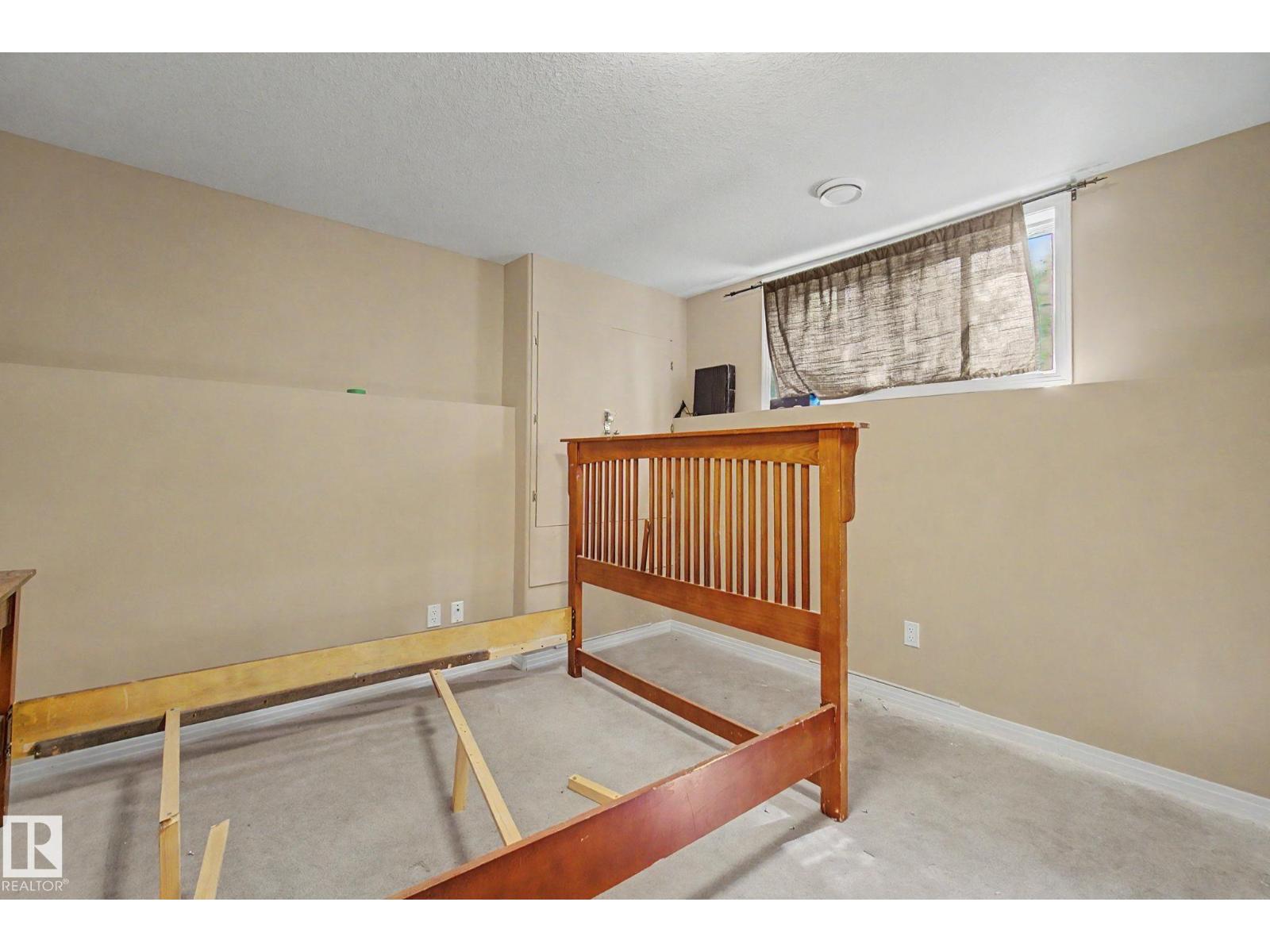 9935 155 Street NW - Photo 35
