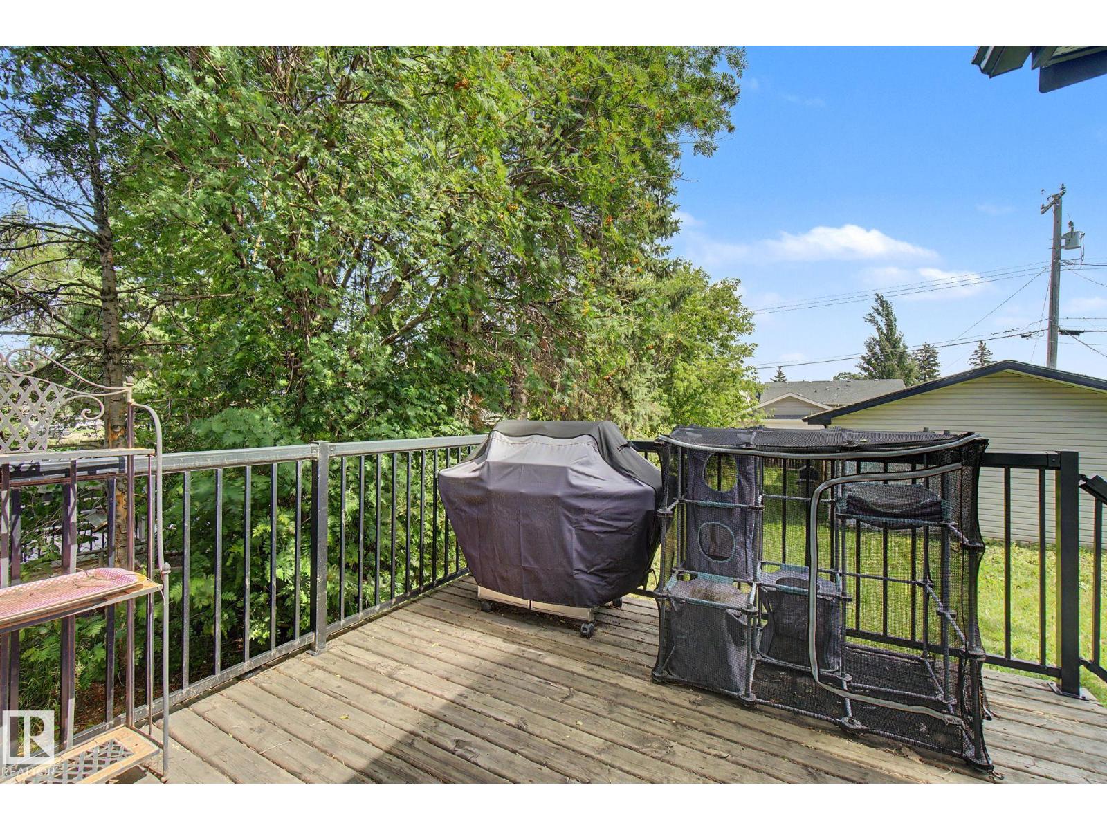 9935 155 Street NW - Photo 37
