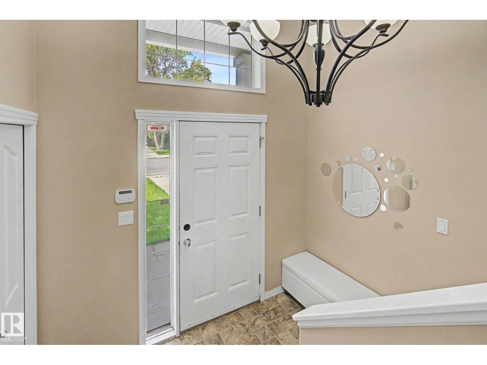9935 155 ST NW - 4