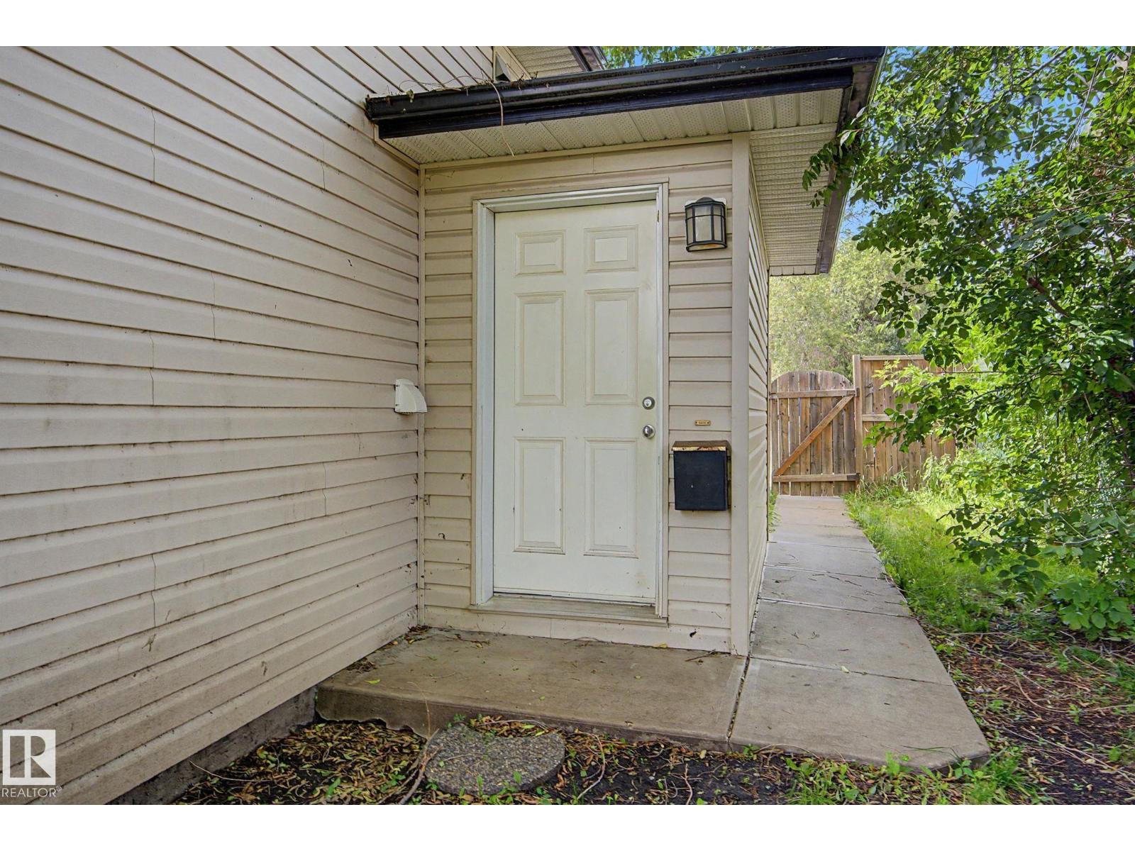 9935 155 ST NW - 41