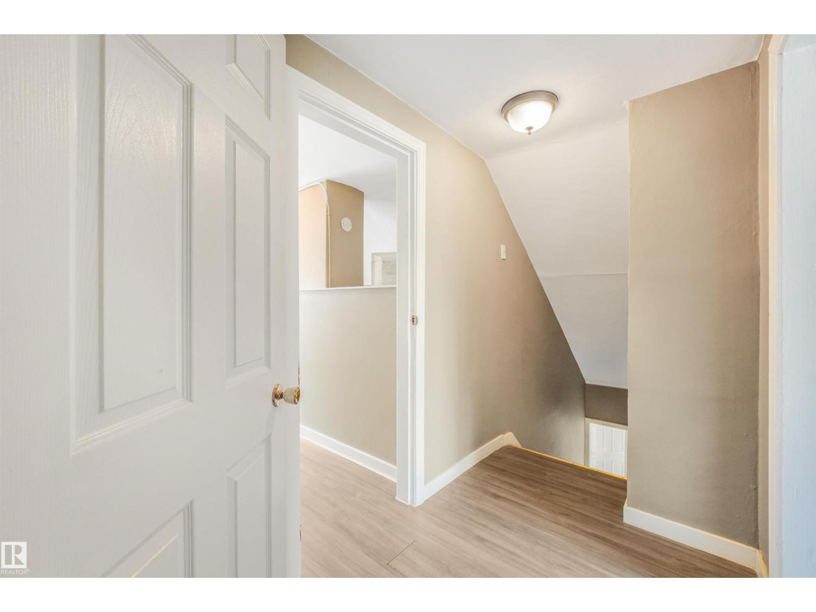 12130 95A Street NW - Photo 12
