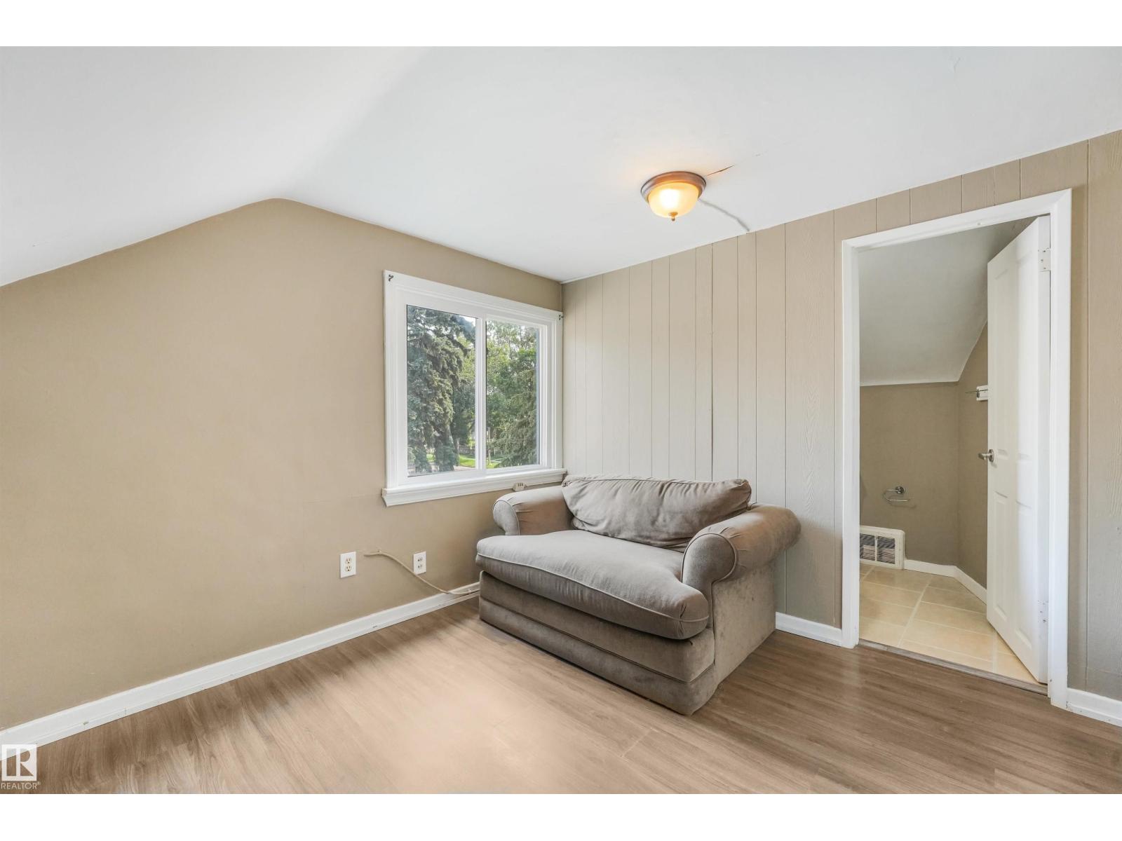12130 95A Street NW - Photo 15