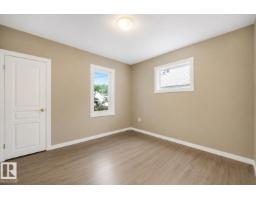 Mud room - 12130 95a St Nw, Edmonton, AB T5G1R9 Photo 10