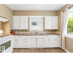 Bedroom 5 - 12130 95a St Nw, Edmonton, AB T5G1R9 Photo 7