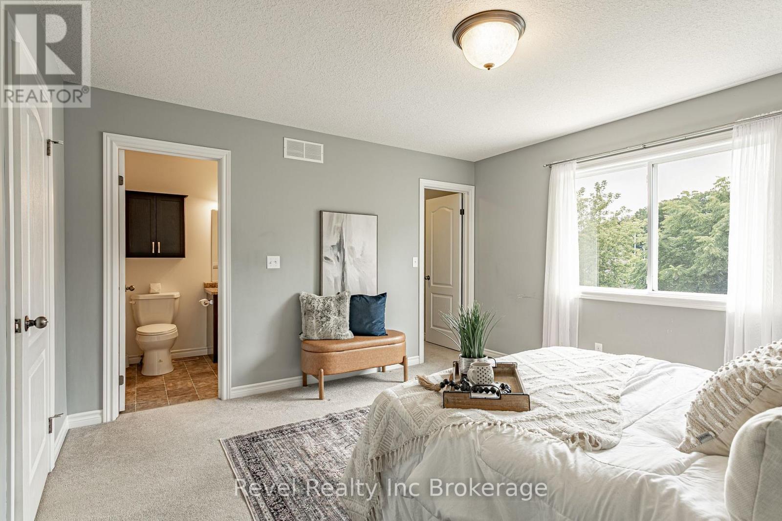 420 SALES DRIVE - Image 16