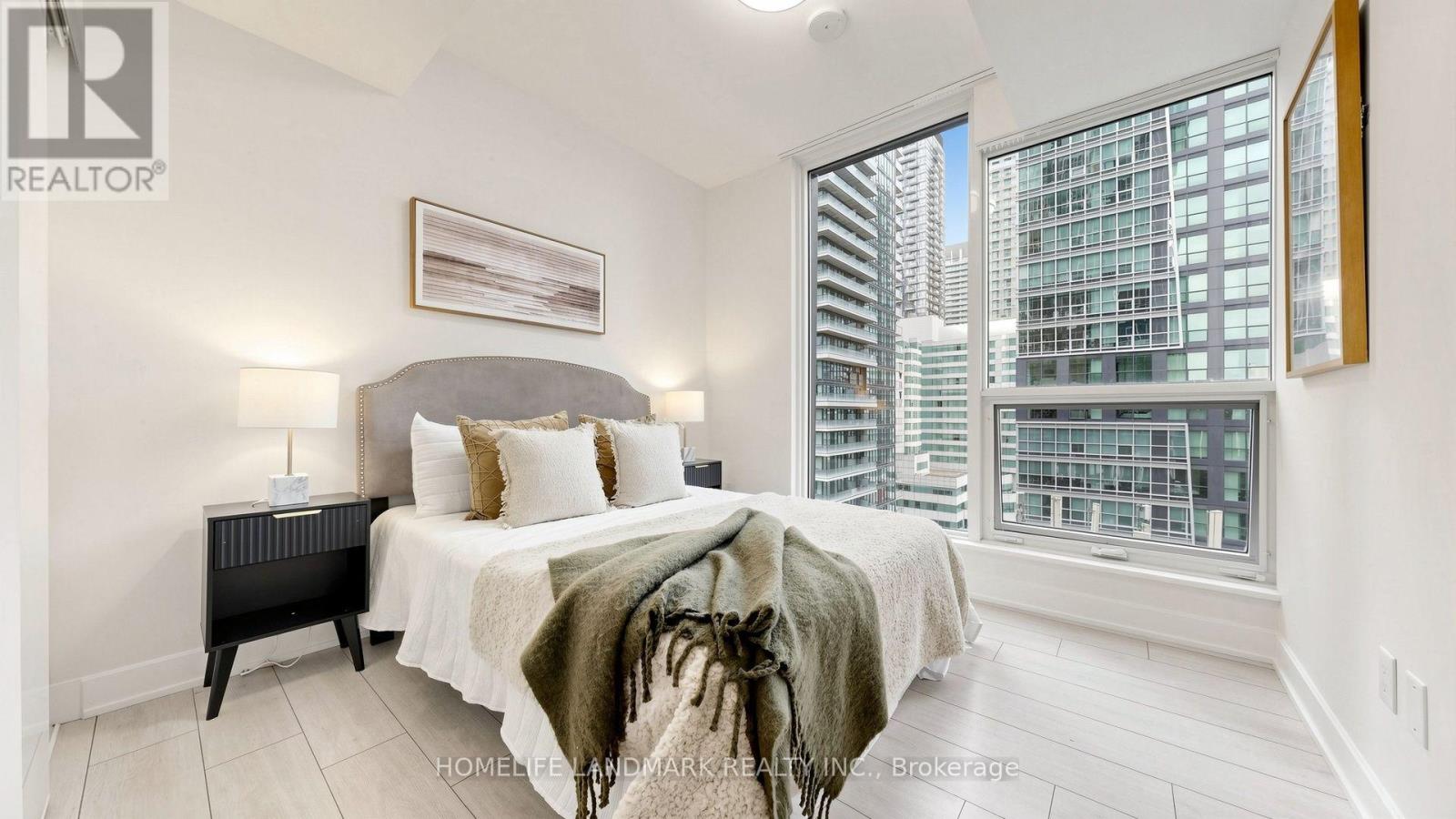 #1314 35 MERCER STREET - 27