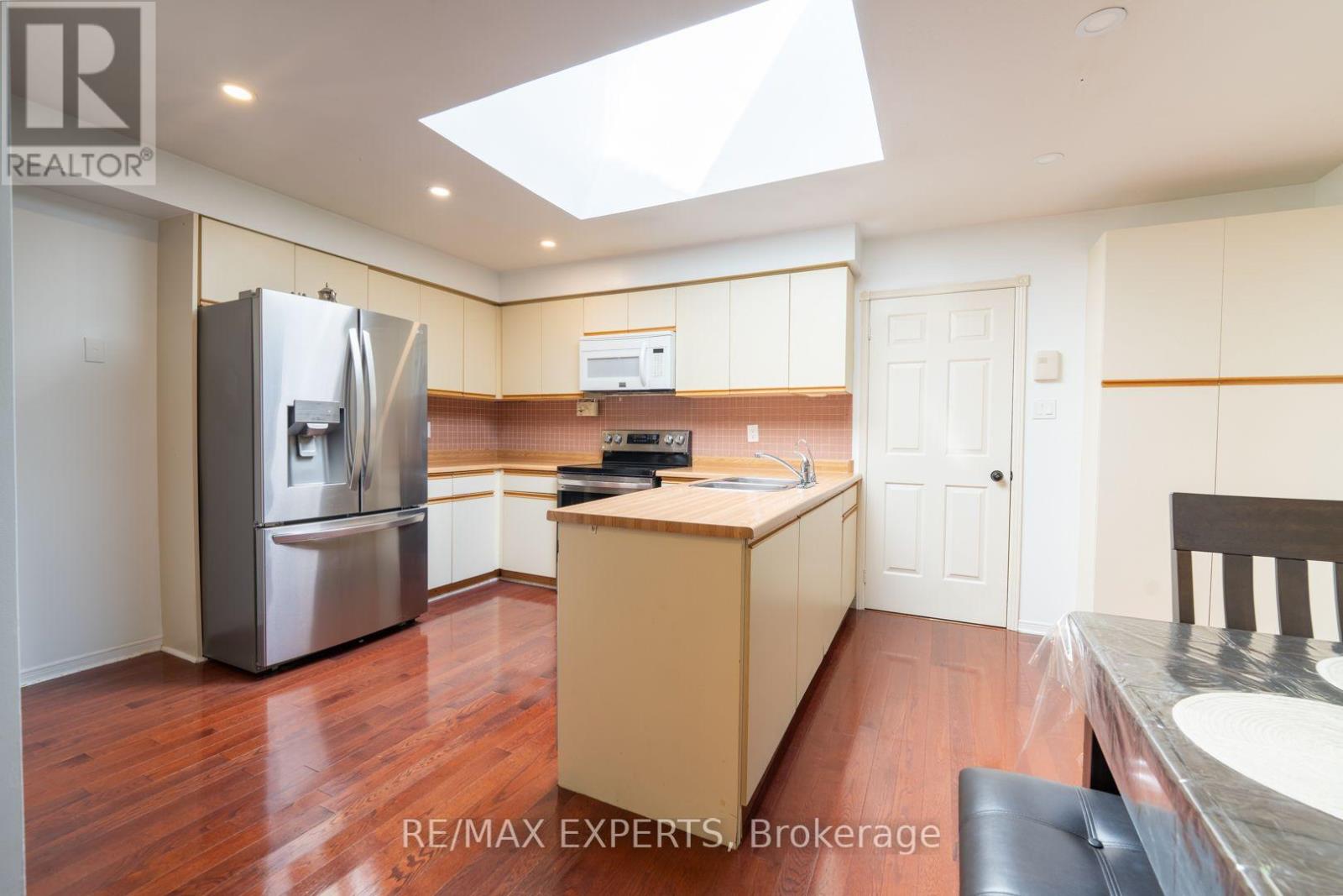 284 MURRAY DRIVE - 13