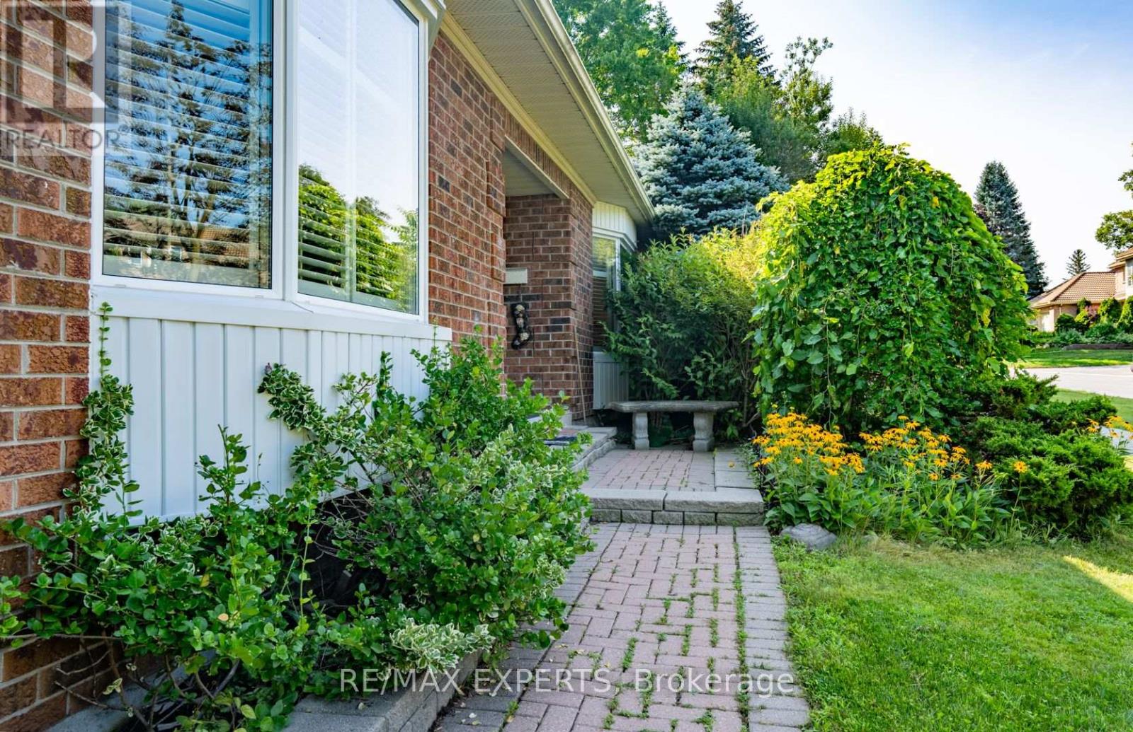 284 MURRAY DRIVE - 5