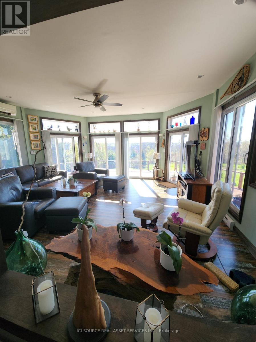 136 HOLLOWVIEW ROAD - 21