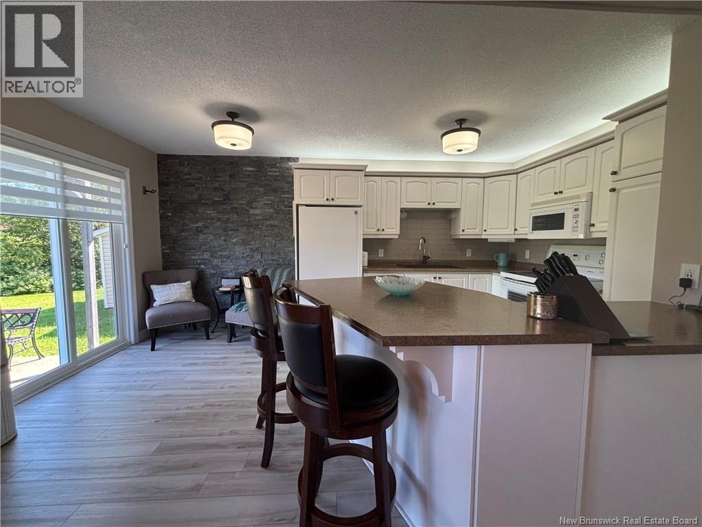 280 Sunset Drive - Image 16