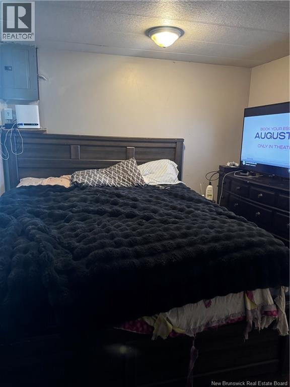 17 Russell Drive - 7