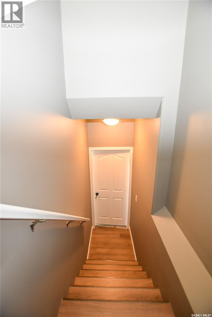 106 Geary CRESCENT - Image 24