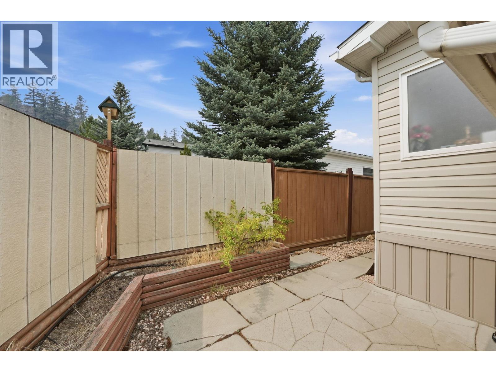 90 1750 Lenz Road, West Kelowna