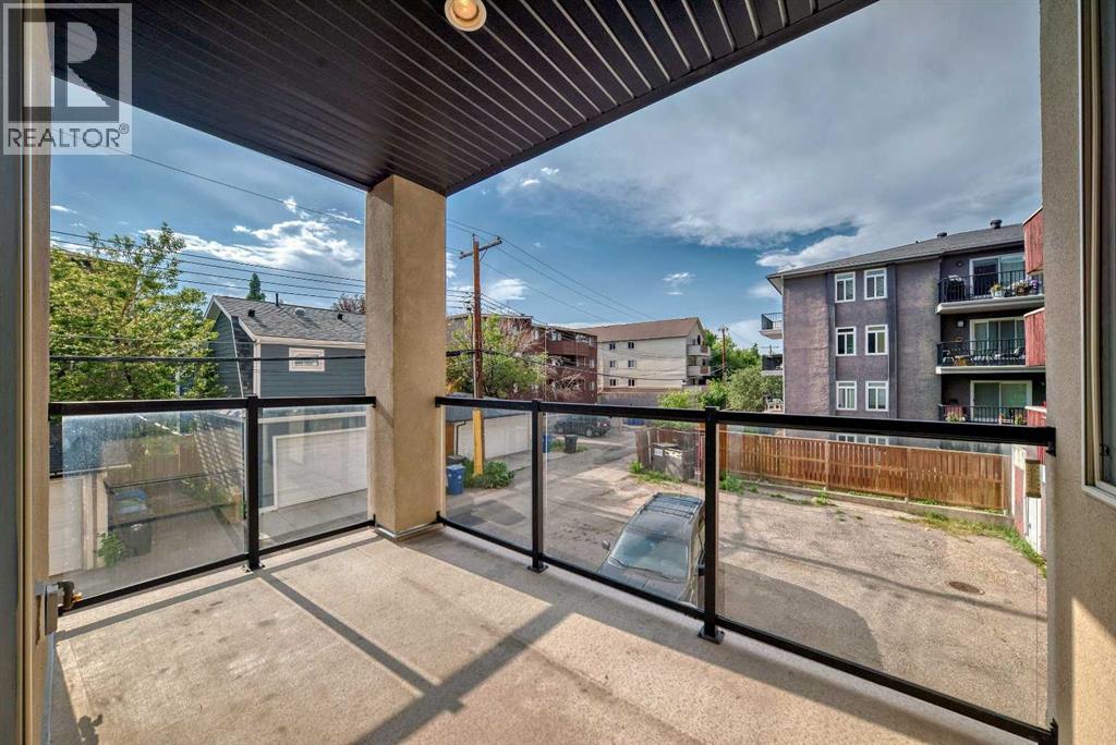 #206 488 7 Avenue NE - 9