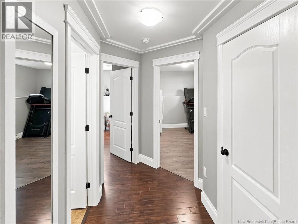 929 Bernard Street - Image 27