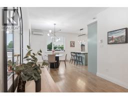 72 Bennett Avenue thumbnail 13