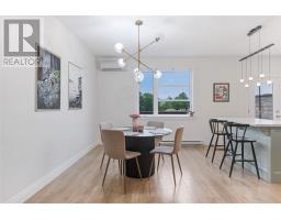 72 Bennett Avenue thumbnail 14