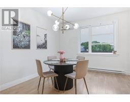 72 Bennett Avenue thumbnail 15