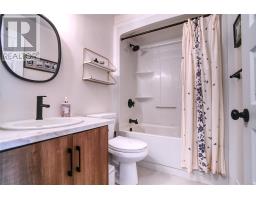 72 Bennett Avenue thumbnail 30