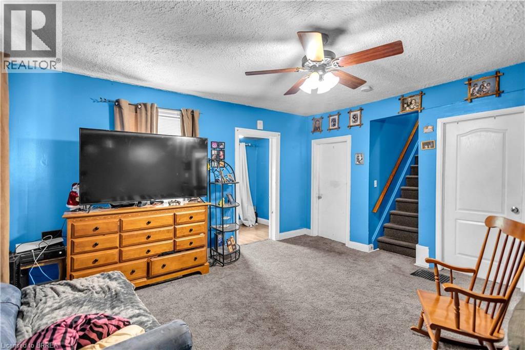 35 JAMES Avenue - 8