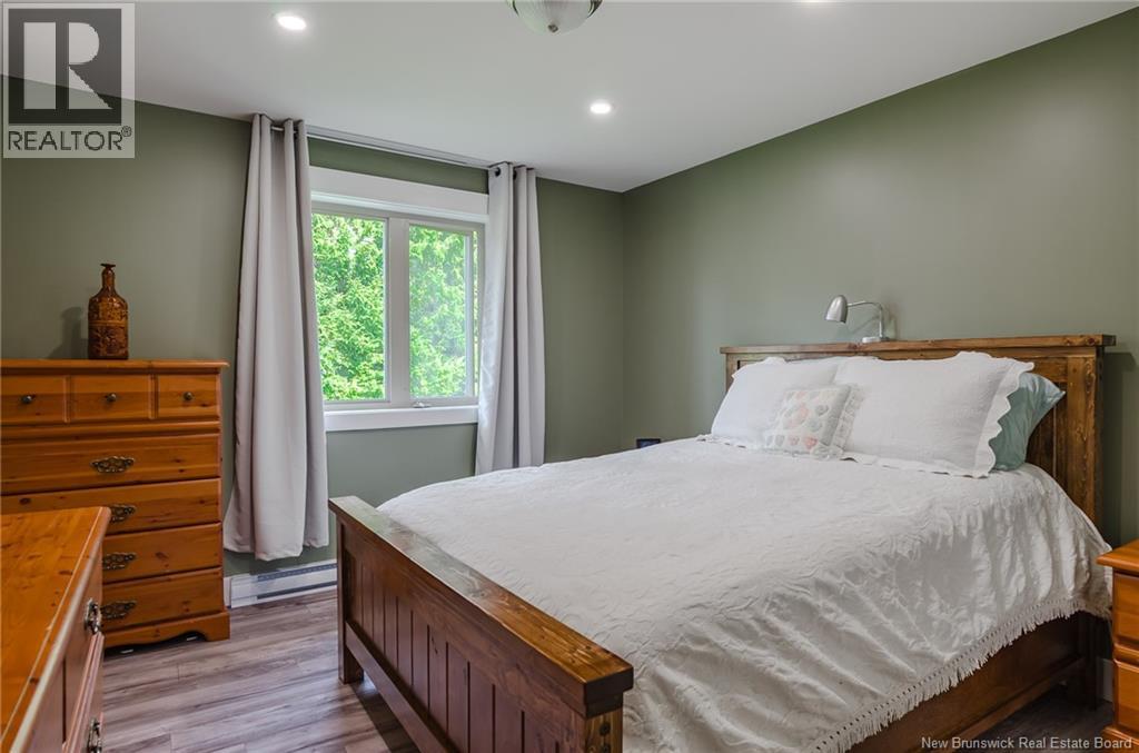 33 Neill Drive - Image 22