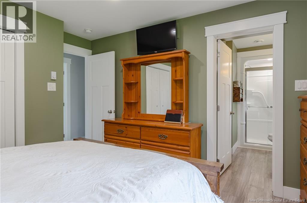 33 Neill Drive - Image 25