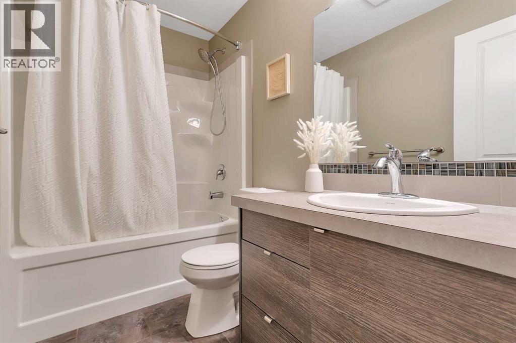 203 Cedar Square - Photo 18