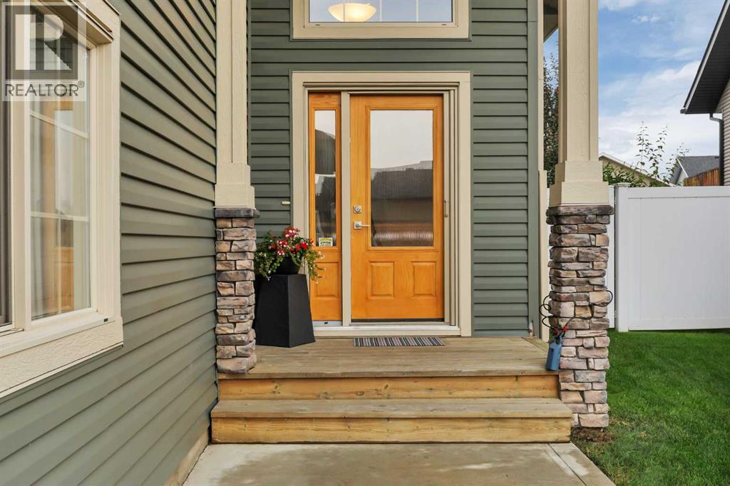 203 Cedar Square