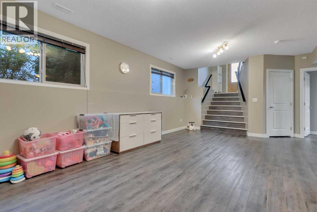 203 Cedar Square - Photo 24