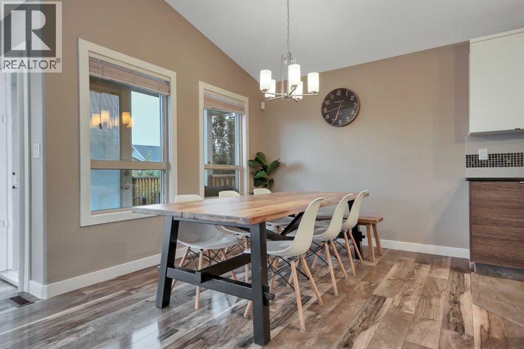 203 Cedar Square - Photo 9