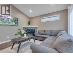 Bedroom - 203 Cedar Square, Blackfalds, AB T4M0A4 Photo 13