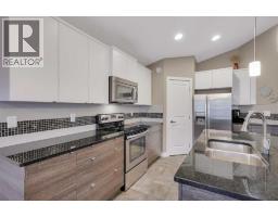 Primary Bedroom - 203 Cedar Square, Blackfalds, AB T4M0A4 Photo 8