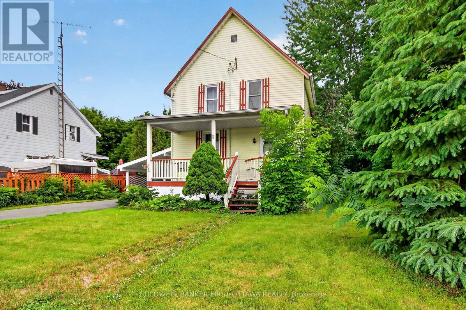 9 MAUD STREET - 2