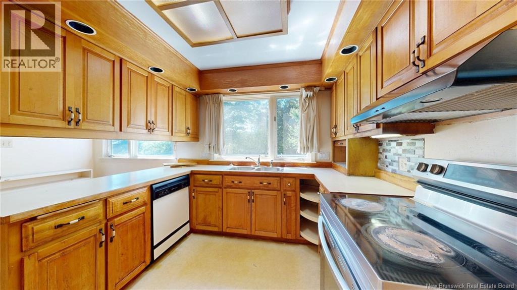 21 Bedell Avenue - 13